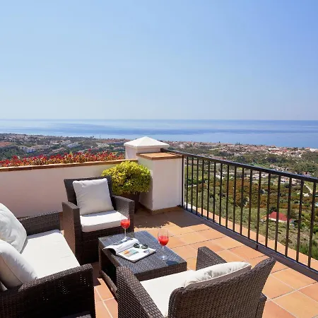 Beautiful In M Laga With Swimming Pool Ferienhaus