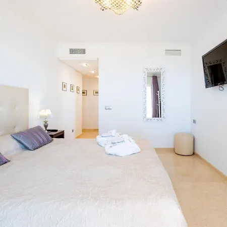 Ferienhaus Beautiful In M Laga With Swimming Pool