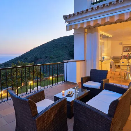 Beautiful In M Laga With Swimming Pool Ferienhaus Málaga