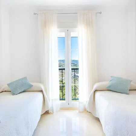 Ferienhaus Beautiful In M Laga With Swimming Pool