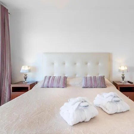 Ferienhaus Beautiful In M Laga With Swimming Pool *